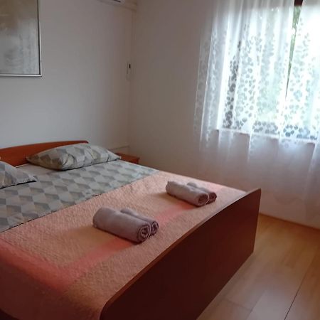 Appartamento Maria'S Haus Novigrad Istria Esterno foto